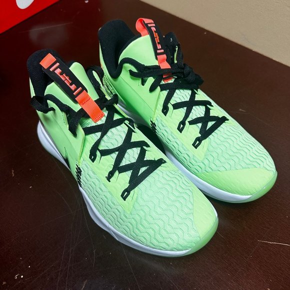 Nike Mens Lime Glow LeBron Witness 5 CQ9380-300 Basketball Shoes Size US 12